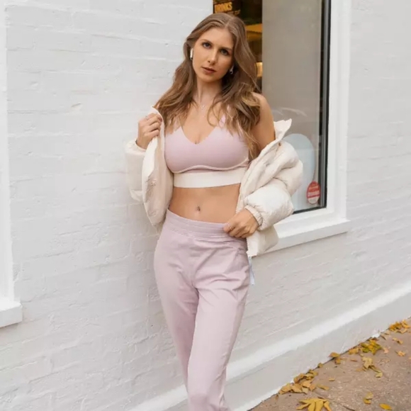 Fabletics Set Muted Mauve Egret Size M - Picture 5 of 7